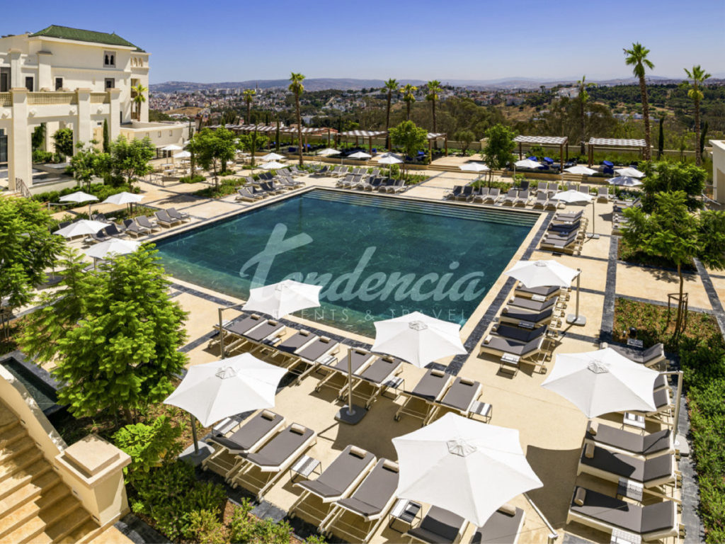 Image de la piscine de l'hôtel Fairmont de Tanger